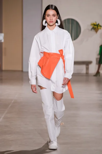 Look 24